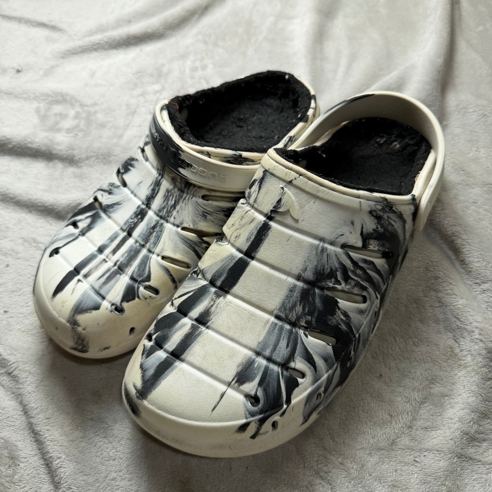 Rugged Shark Womens Marbled Clogs White Black Faux Fur Lined Slip On Shoes 9.5